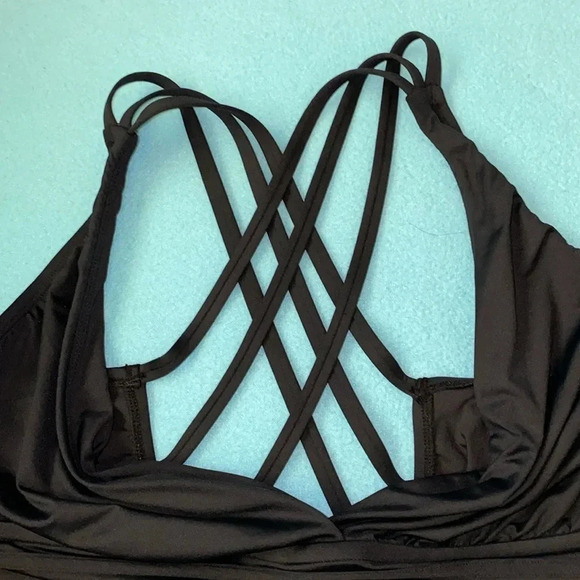 LA BLANCA Island Goddess One piece swimsuit triple straps black NEW size 18W - Picture 8 of 14